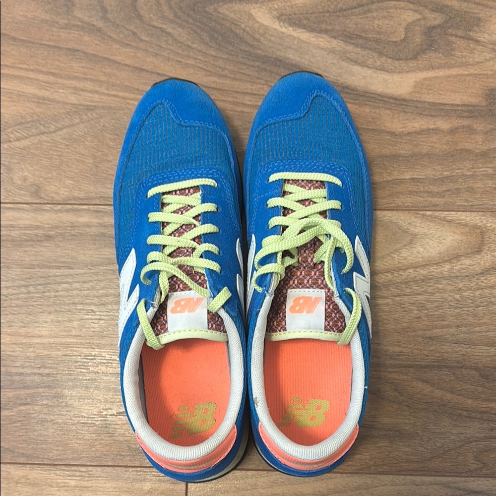 New Balance Blue Sneakers W9